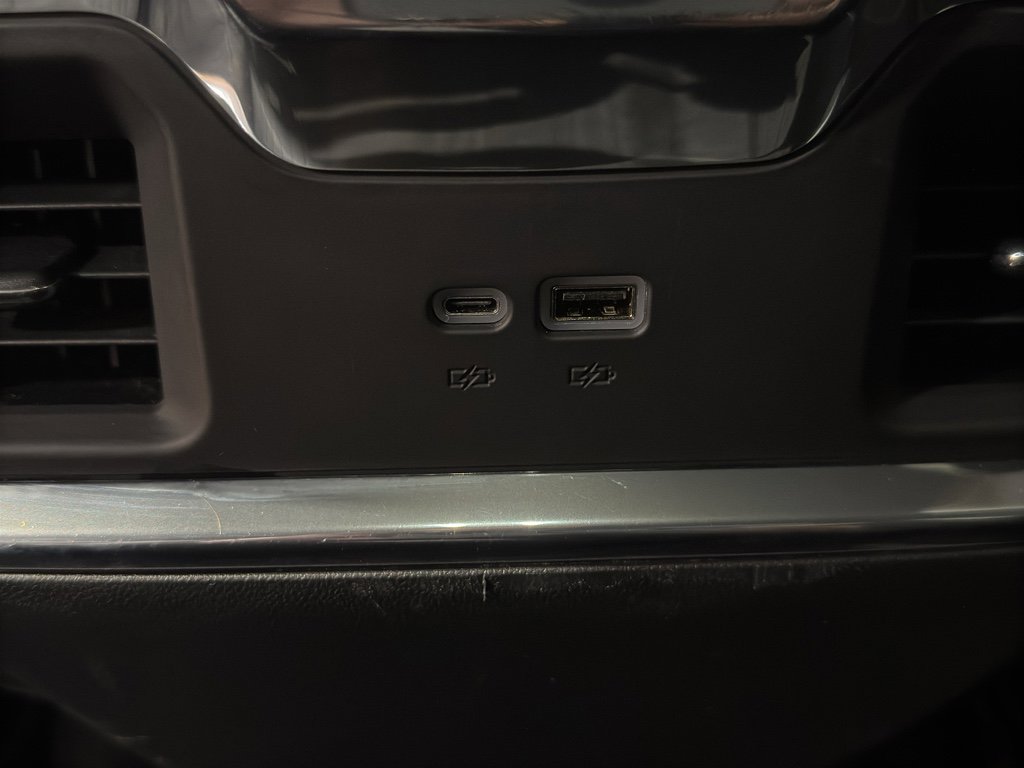 Used 2024 GMC Sierra 1500 Elevation w/ Elevation Premium Package image 15