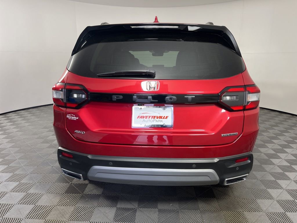 Used 2024 Honda Pilot Touring image 15