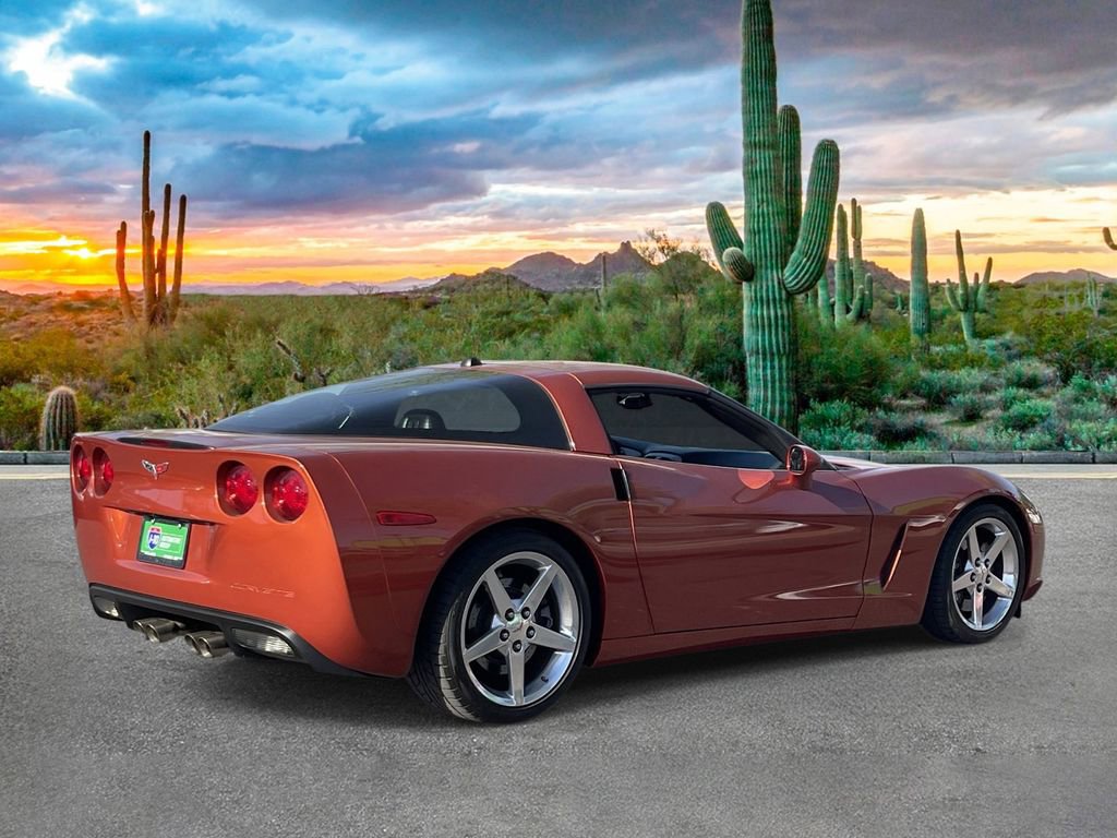 Used 2005 Chevrolet Corvette Coupe w/ Preferred Equipment Group RWD image 3