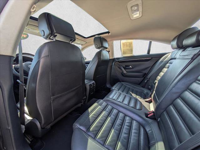 Used 2013 Volkswagen CC Lux image 20