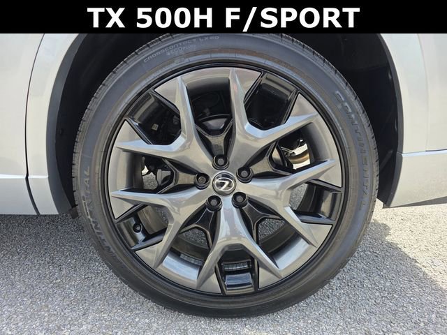 Used 2025 Lexus TX 500h AWD w/ Technology Package image 17