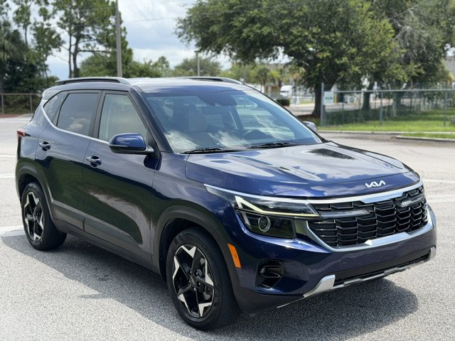 Used 2024 Kia Seltos EX FWD image 7