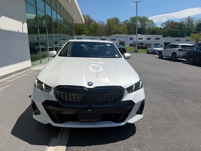 New 2027 BMW 530i xDrive AWD/4WD image 4