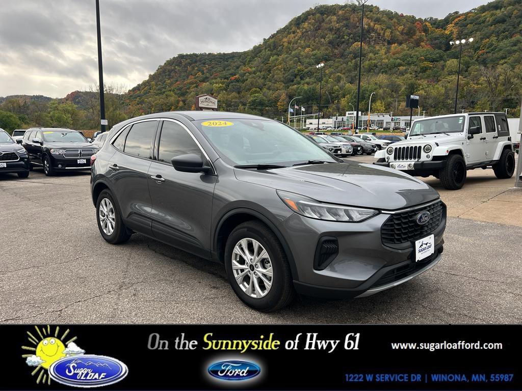 Used 2024 Ford Escape Active w/ Tech Pack #1 FWD image 1