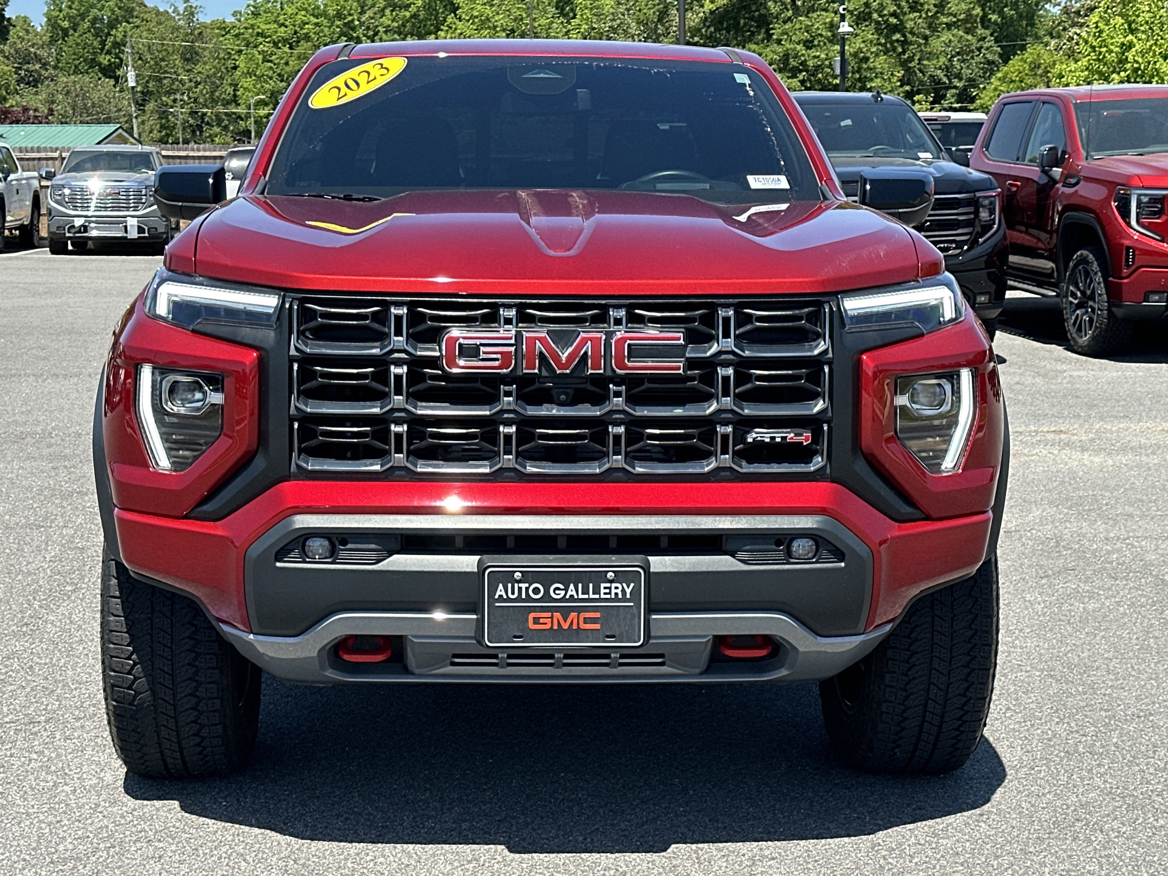 Certified 2023 GMC Canyon AT4 w/ AT4 Premium Package AWD/4WD image 2