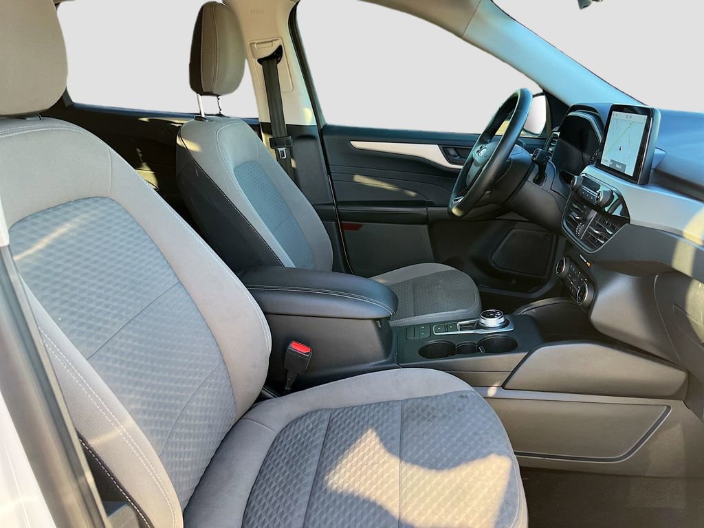 Used 2022 Ford Escape SE w/ SE Sport Appearance Package FWD image 27