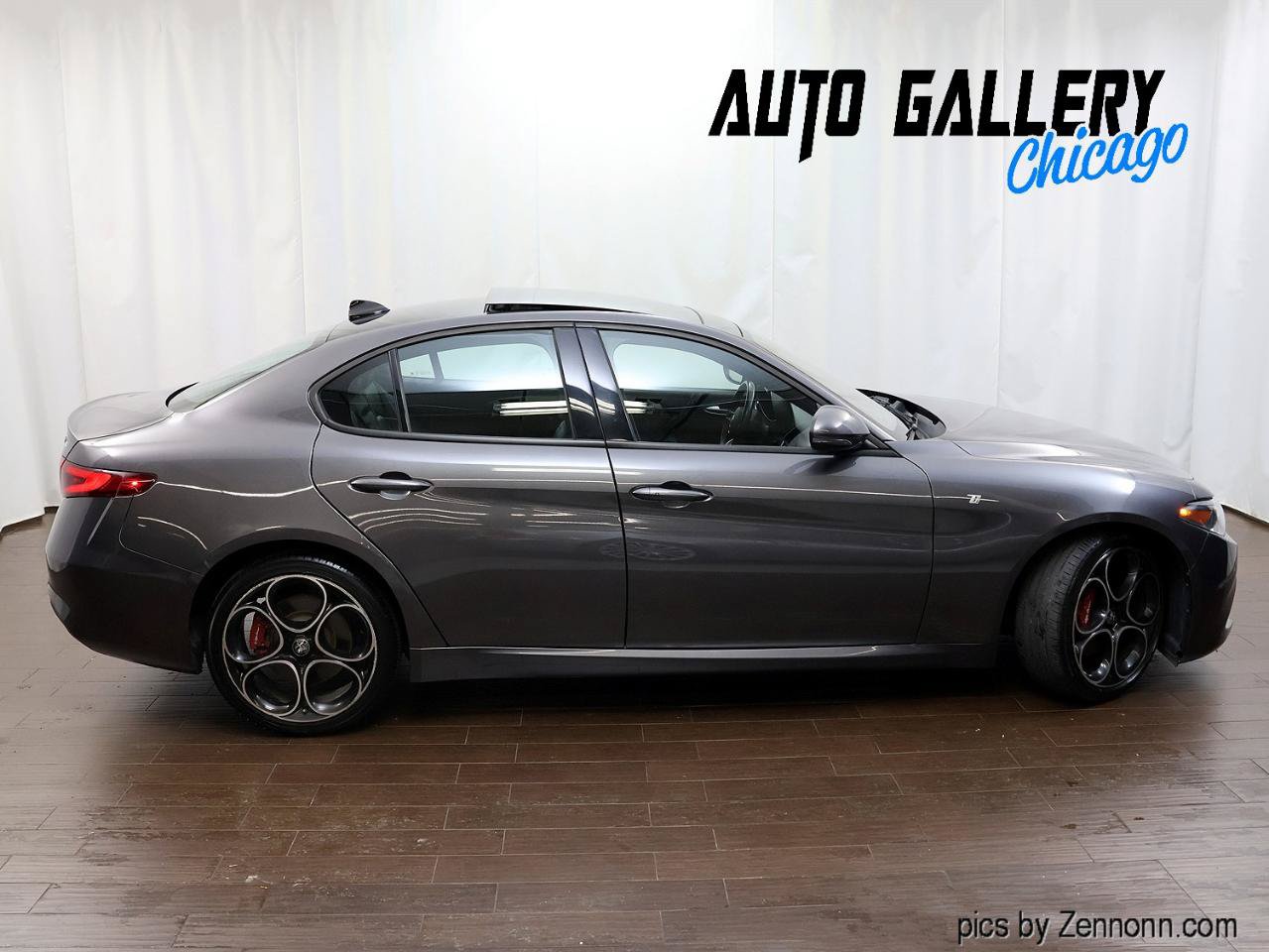 Used 2022 Alfa Romeo Giulia Ti AWD/4WD image 6