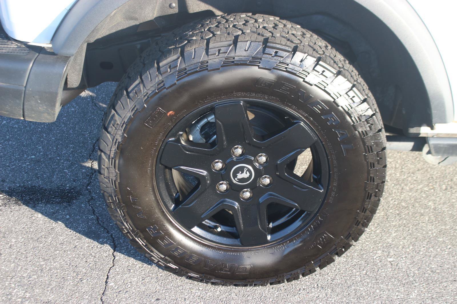 Used 2024 Ford Bronco Black Diamond AWD/4WD image 36