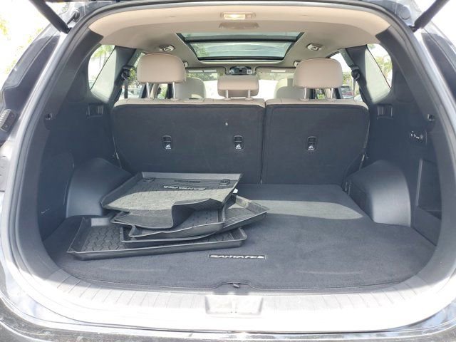 Certified 2023 Hyundai Santa Fe SEL w/ Premium Package image 6