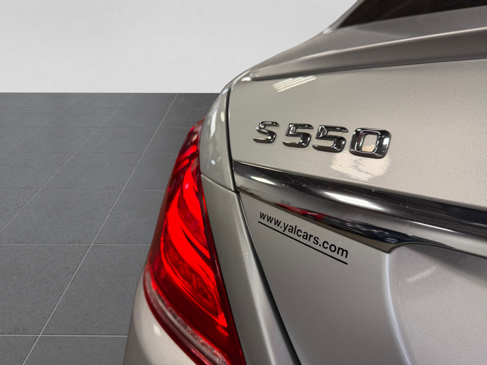 Used 2016 Mercedes-Benz S 550 4MATIC Sedan image 40