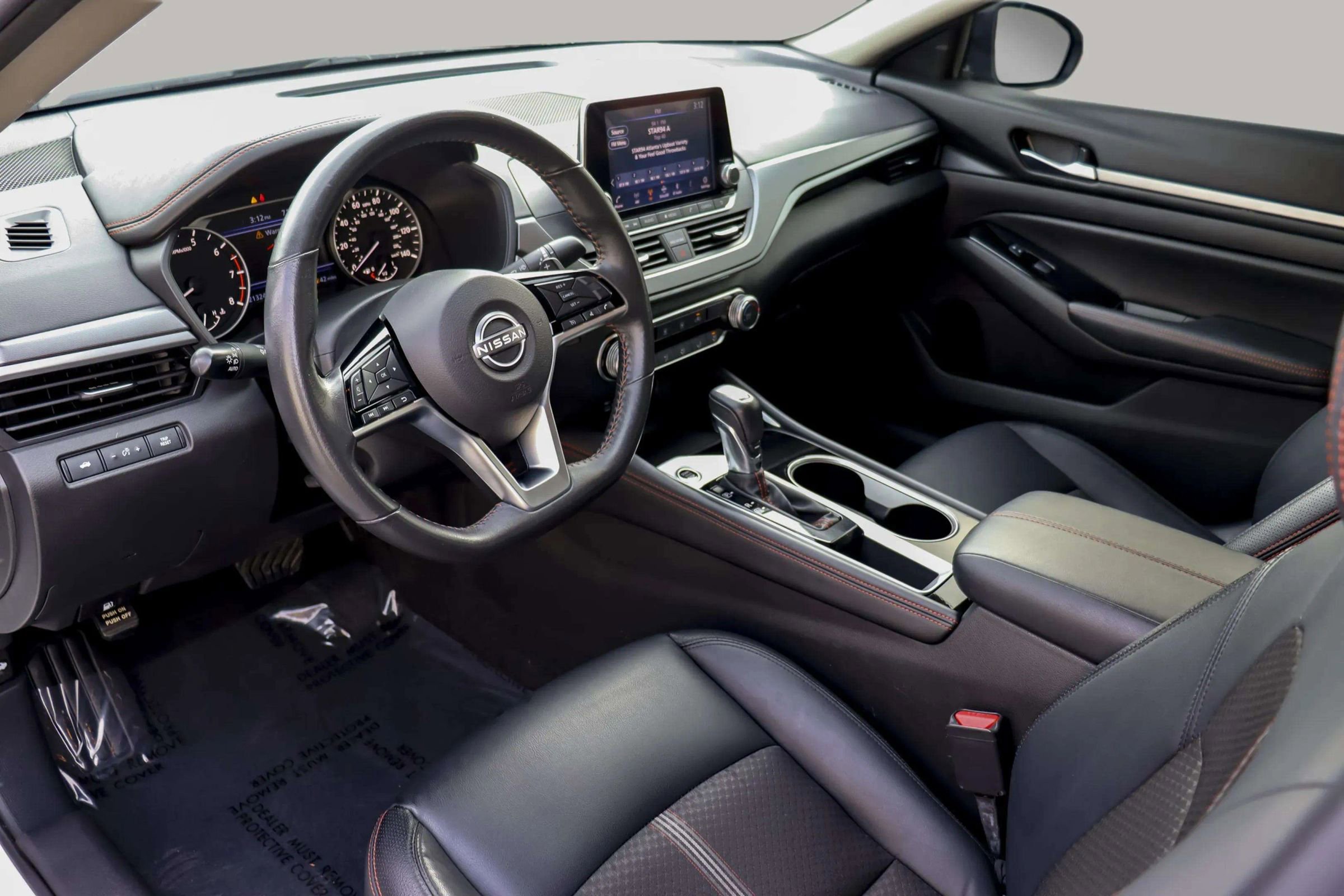 Used 2024 Nissan Altima 2.5 SR image 16