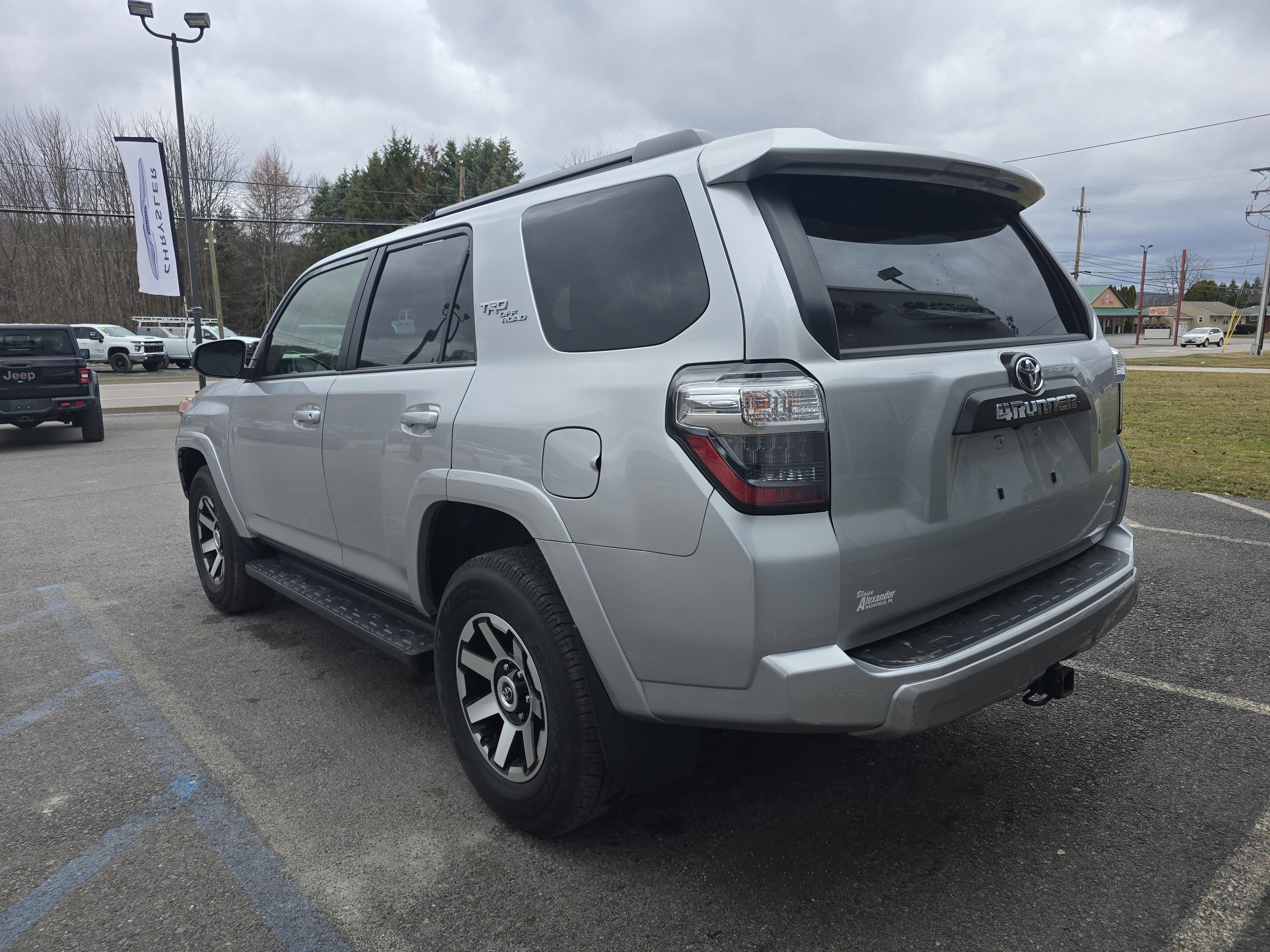 Used 2024 Toyota 4Runner TRD Off-Road image 6