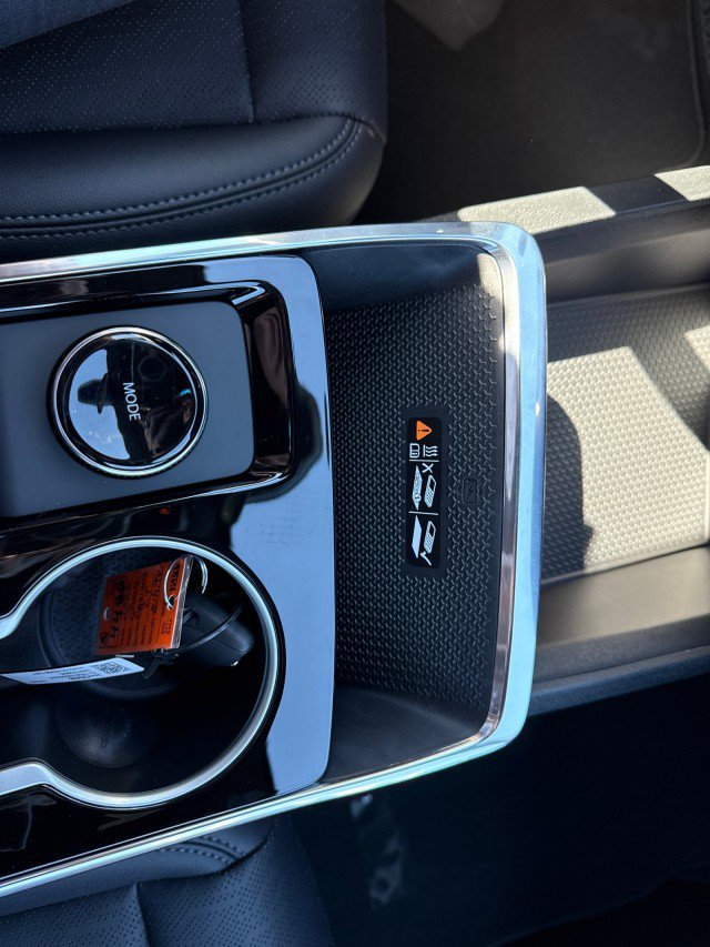 New 2026 Chevrolet Equinox LT w/ Convenience Package II image 23