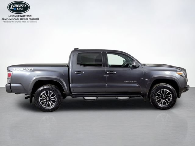 Used 2022 Toyota Tacoma TRD Sport w/ Technology Package image 2