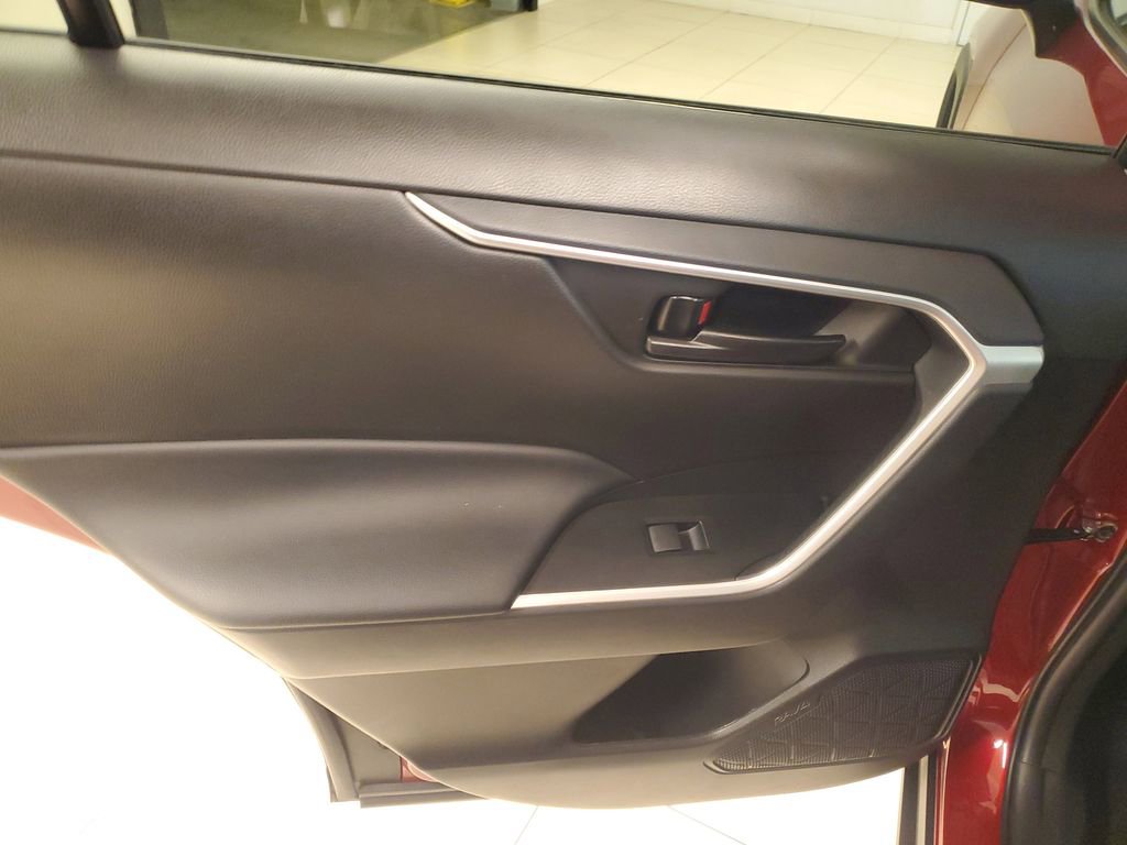 Used 2023 Toyota RAV4 LE image 13