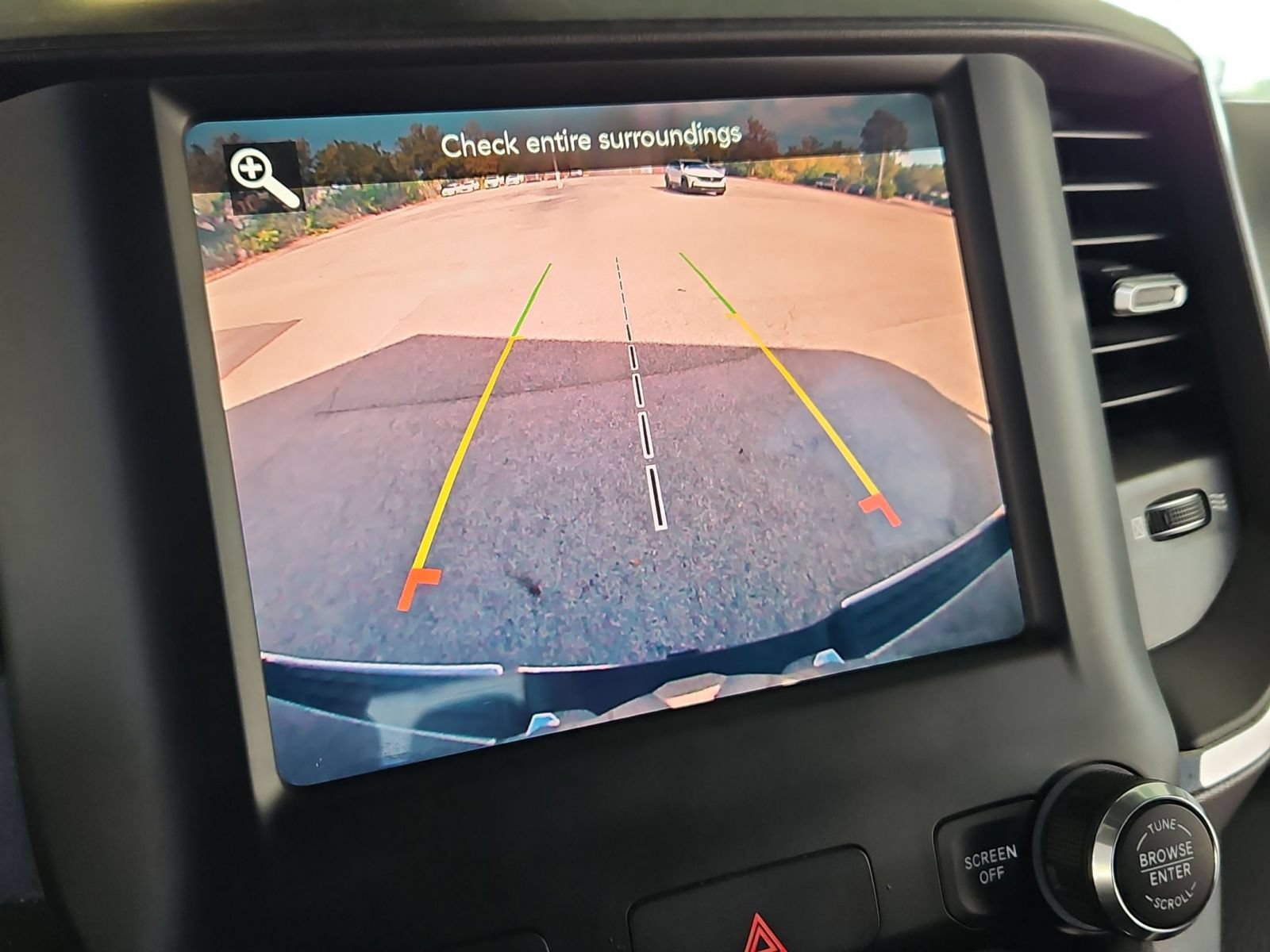 Used 2019 RAM 1500 Big Horn AWD/4WD image 17