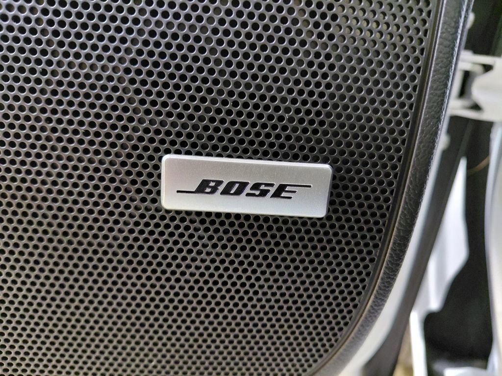 Used 2024 Buick Enclave Premium image 28