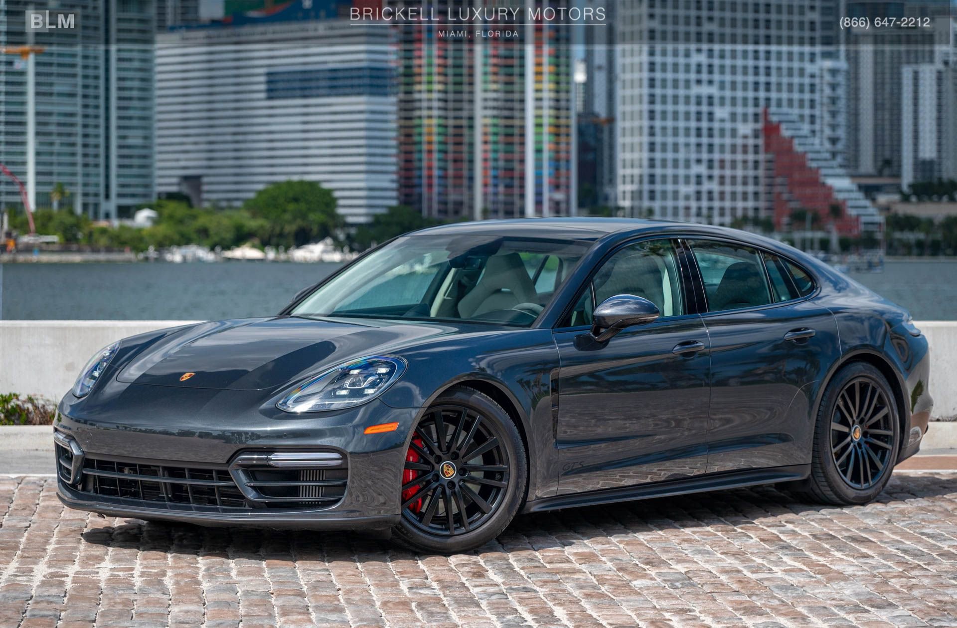 Used 2022 Porsche Panamera GTS image 10