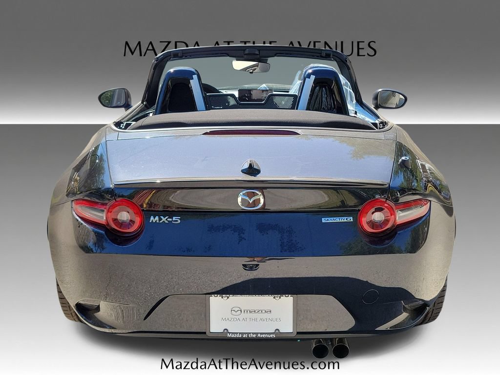 New 2026 MAZDA MX-5 Miata Club w/ Interior Package RWD image 9