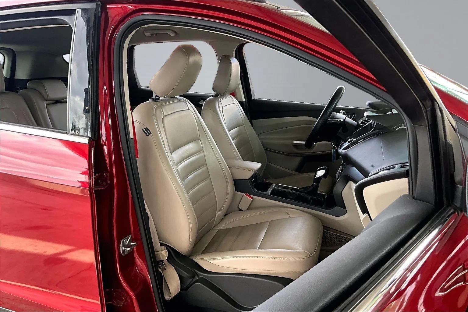 Used 2018 Ford Escape SEL FWD image 25