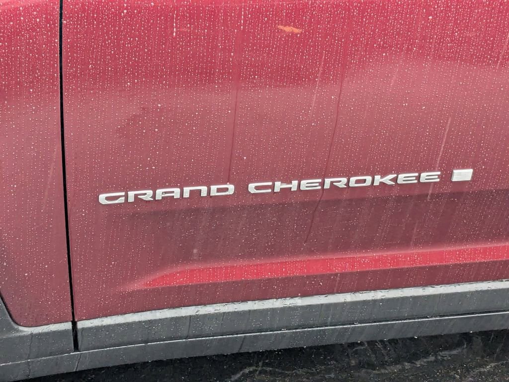 New 2025 Jeep Grand Cherokee Limited w/ Luxury Tech Group II AWD/4WD image 14