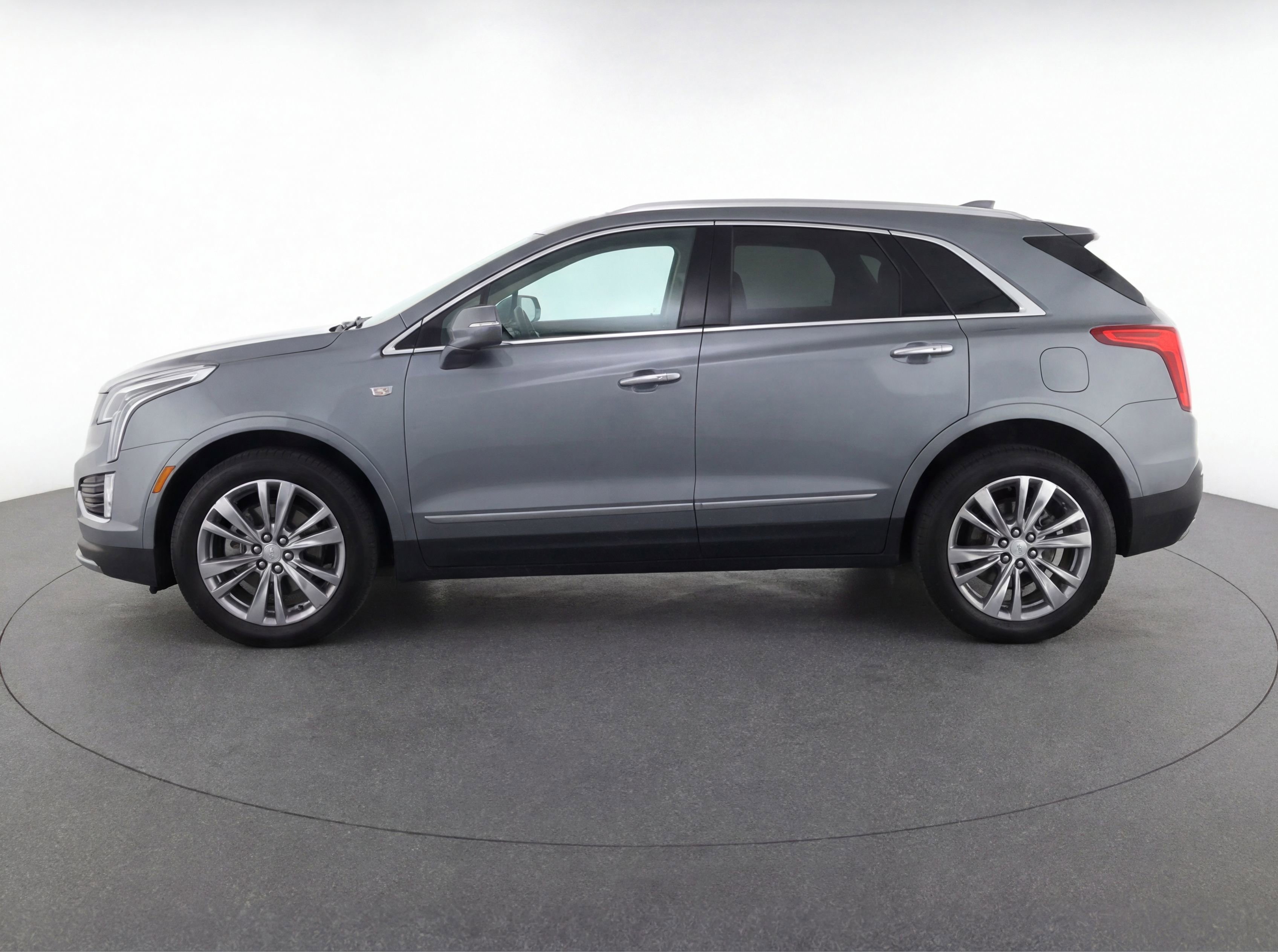 Used 2024 Cadillac XT5 Premium Luxury FWD image 6