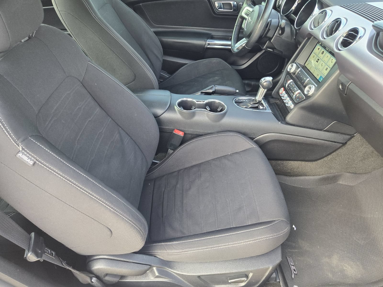 Used 2017 Ford Mustang GT RWD image 14