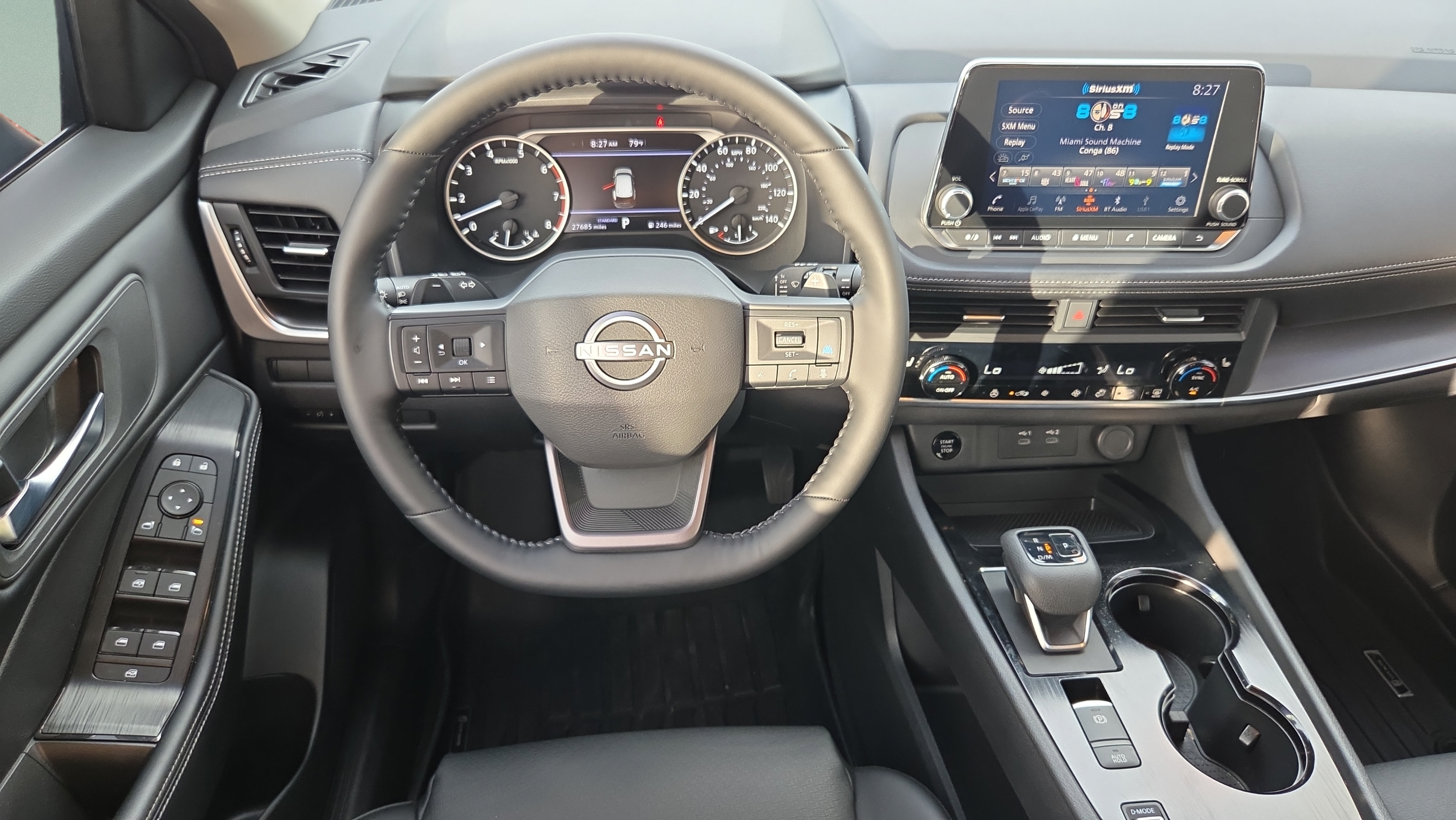 Used 2025 Nissan Rogue SV w/ SV Premium Package FWD image 28