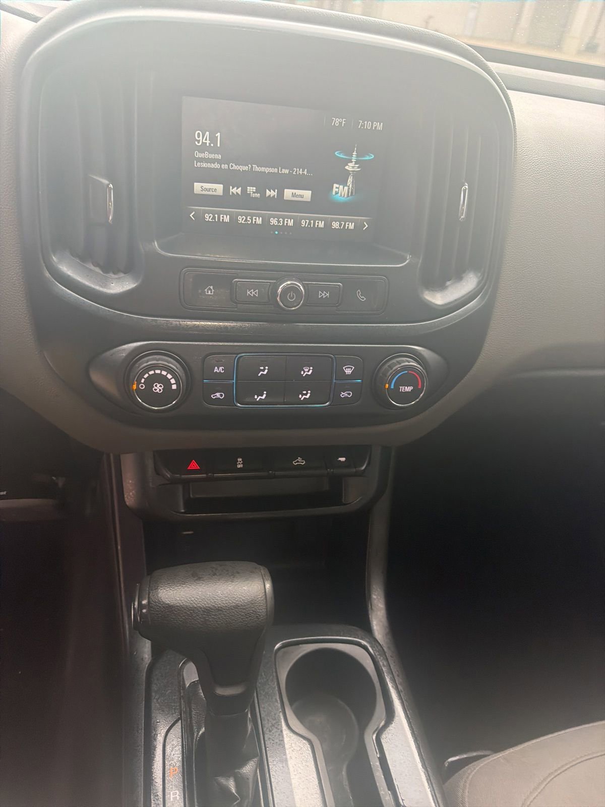 Used 2018 Chevrolet Colorado W/T RWD image 12