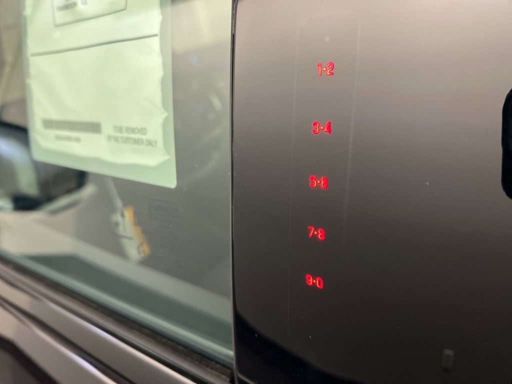 Used 2025 Lincoln Navigator Reserve w/ Jet Appearance Package image 31