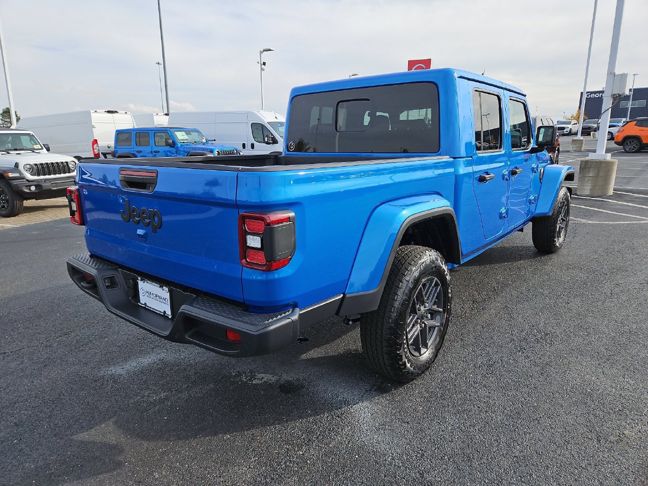 New 2026 Jeep Gladiator Sport AWD/4WD image 8