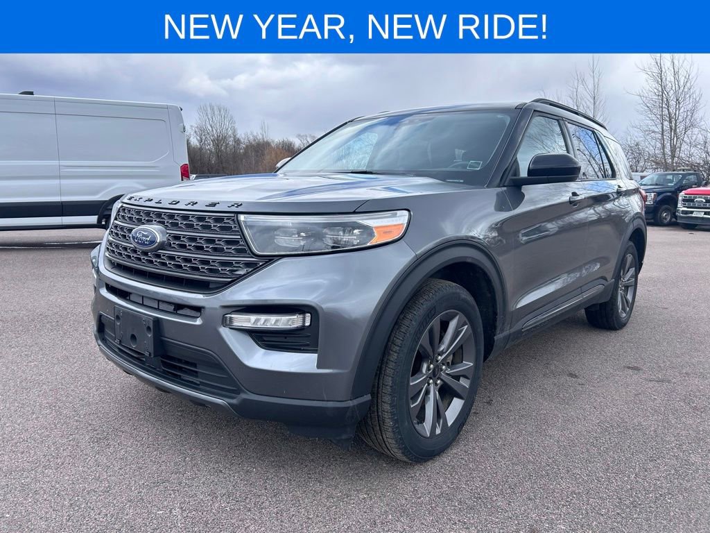 Used 2023 Ford Explorer XLT w/ Equipment Group 202A image 10