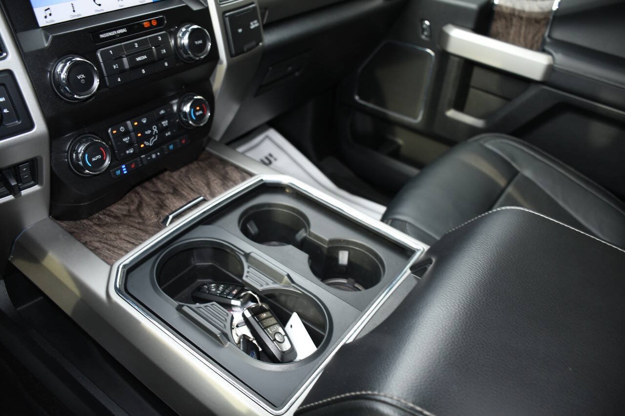 Used 2019 Ford F250 Lariat w/ Lariat Ultimate Package AWD/4WD image 40