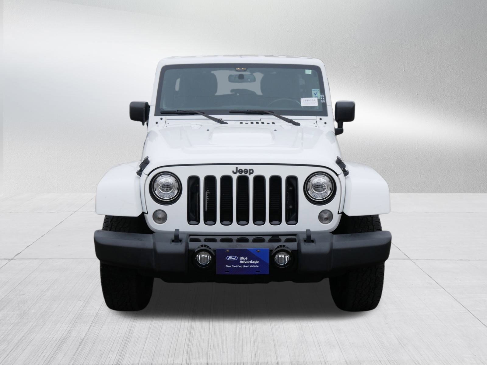 Used 2018 Jeep Wrangler Unlimited Sahara video 2
