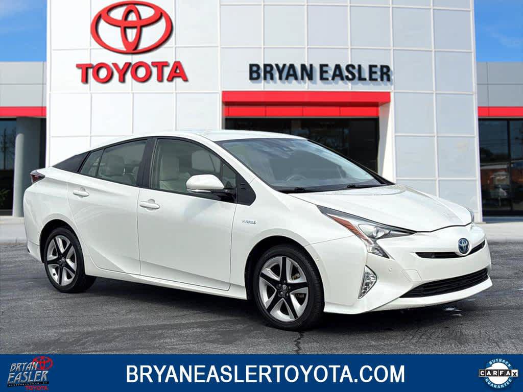 Used 2018 Toyota Prius Three Touring FWD image 1