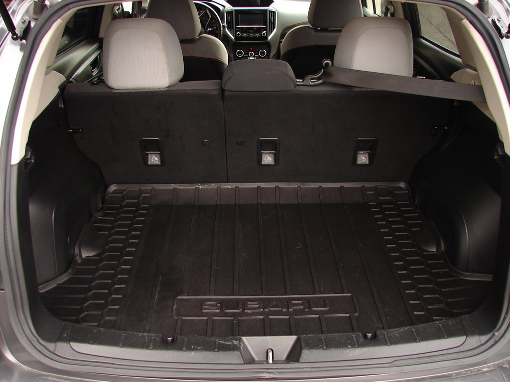 Used 2020 Subaru Crosstrek 2.0i Premium image 11