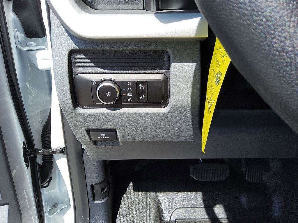 New 2026 Ford F550 2WD Regular Cab Super Duty image 8