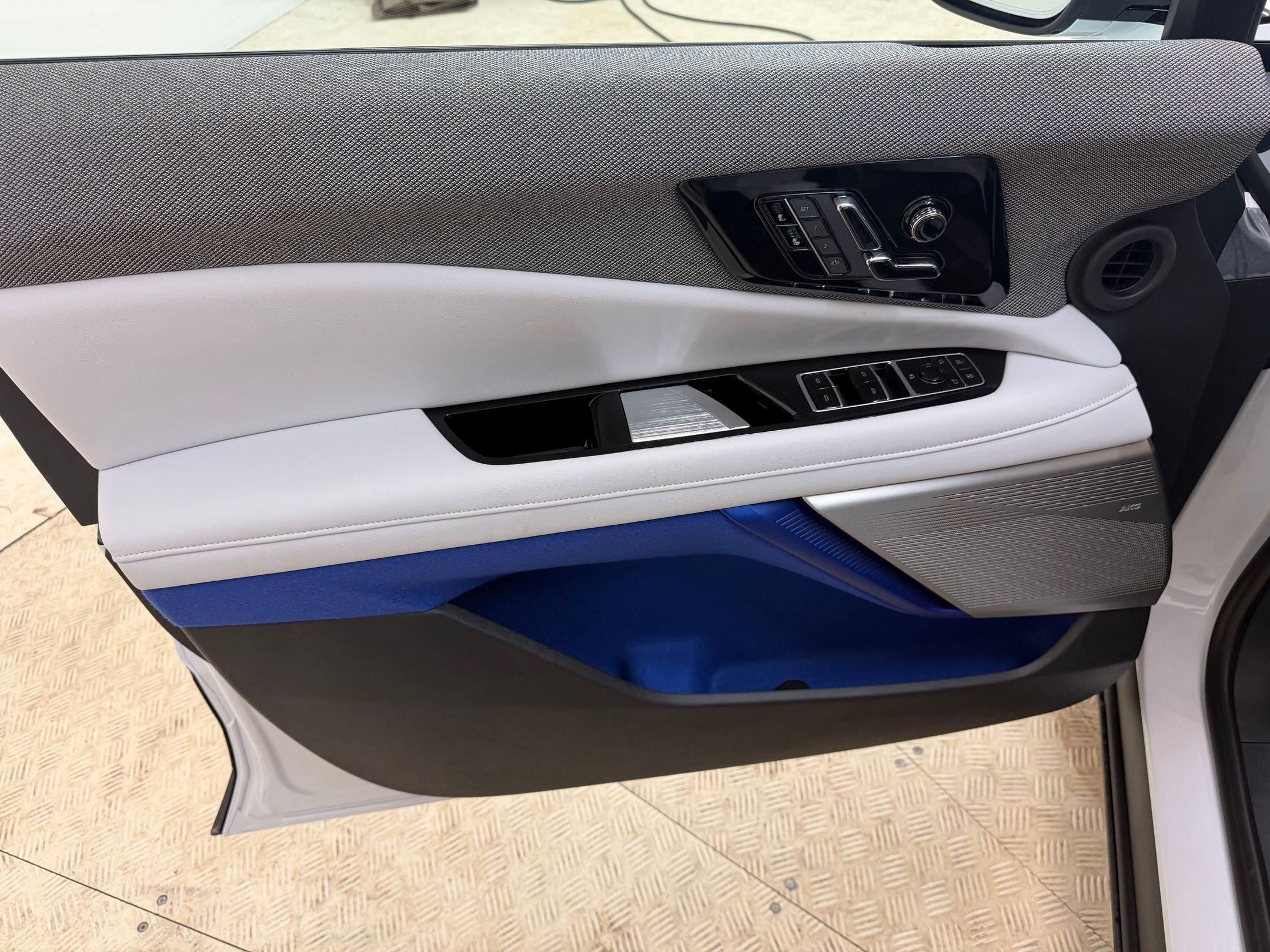 New 2027 Cadillac Optiq Sport RWD image 14