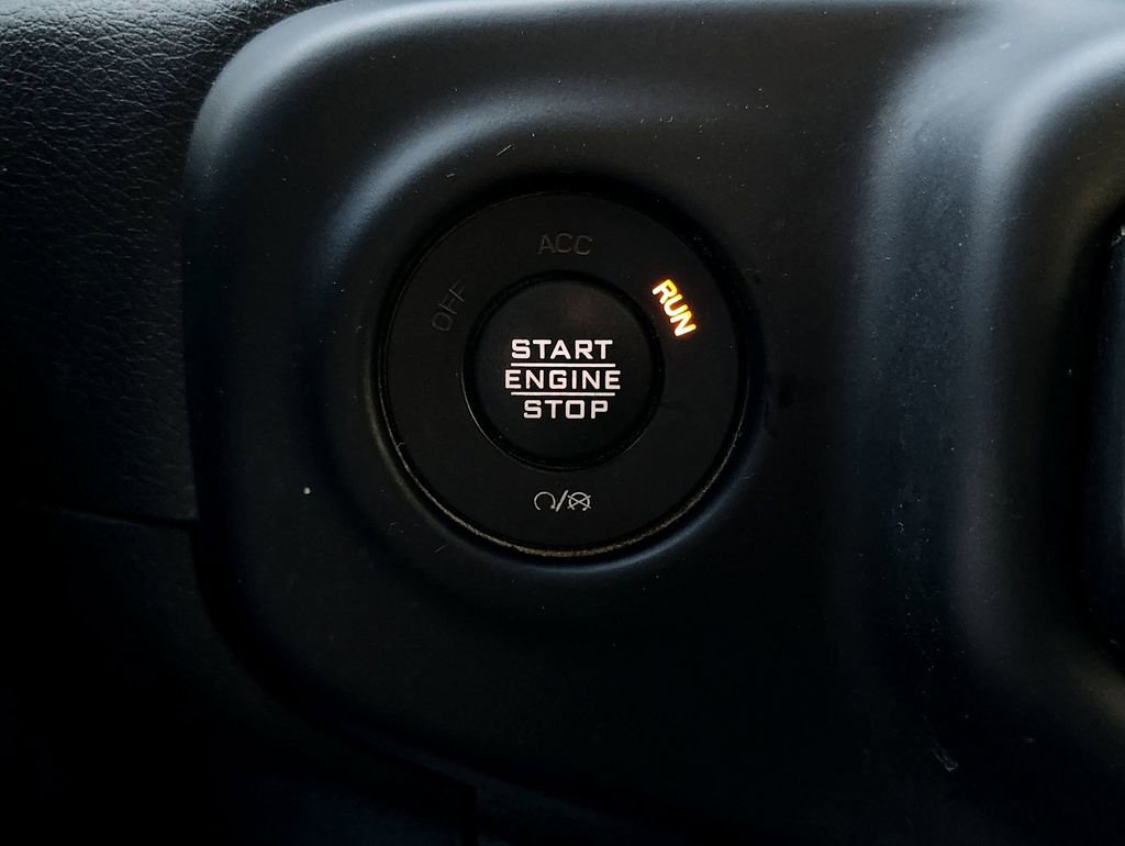 Used 2021 Jeep Wrangler Unlimited Sport image 23