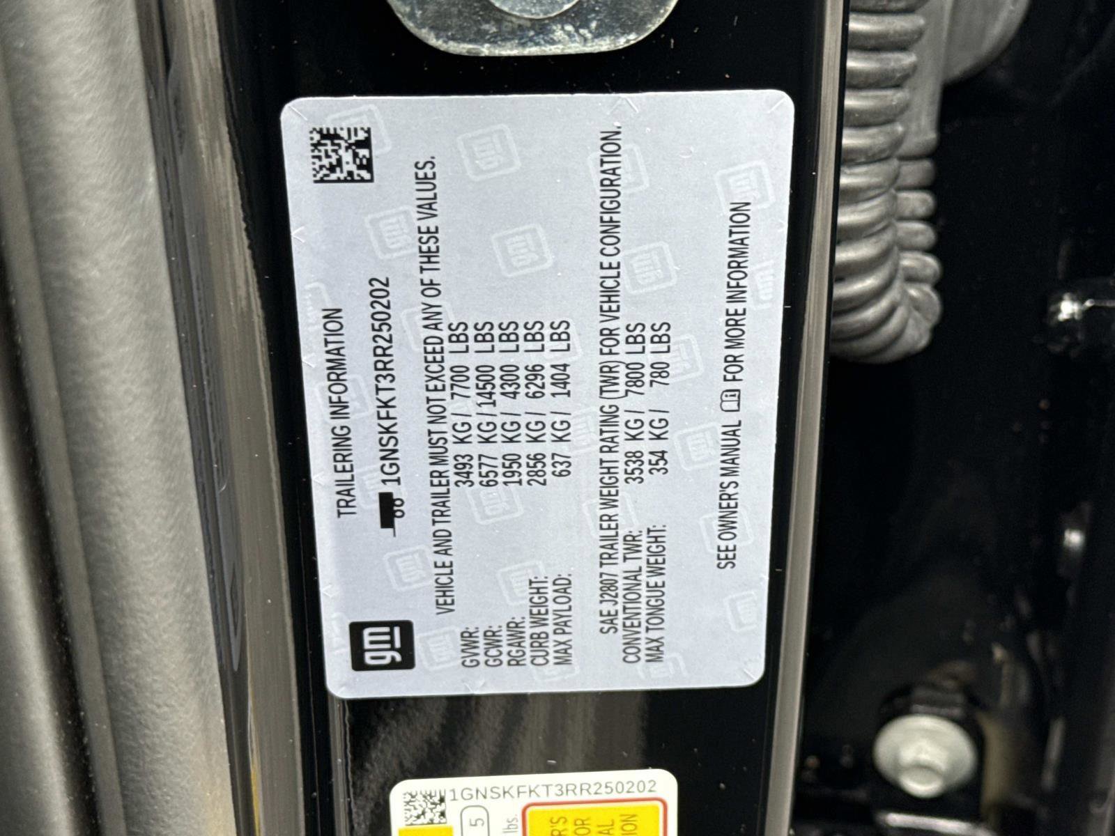 Used 2024 Chevrolet Suburban Premier image 30