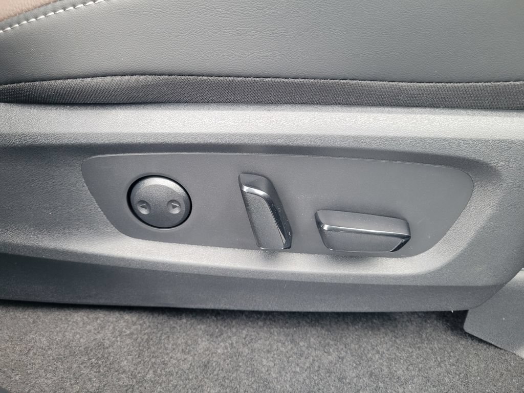 New 2026 Nissan Pathfinder Platinum AWD/4WD image 44