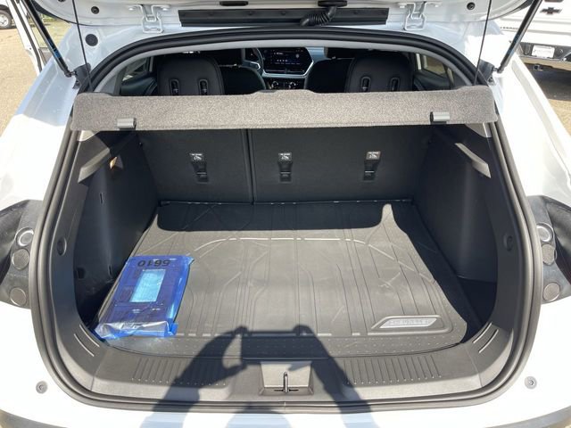 New 2026 Chevrolet Trax LT w/ Driver Confidence Package FWD image 22