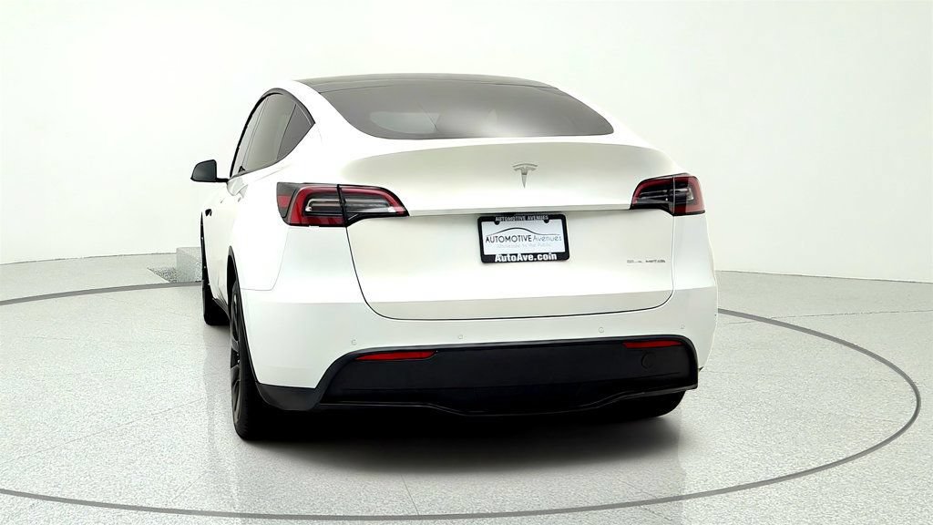 Used 2021 Tesla Model Y Long Range AWD/4WD image 6