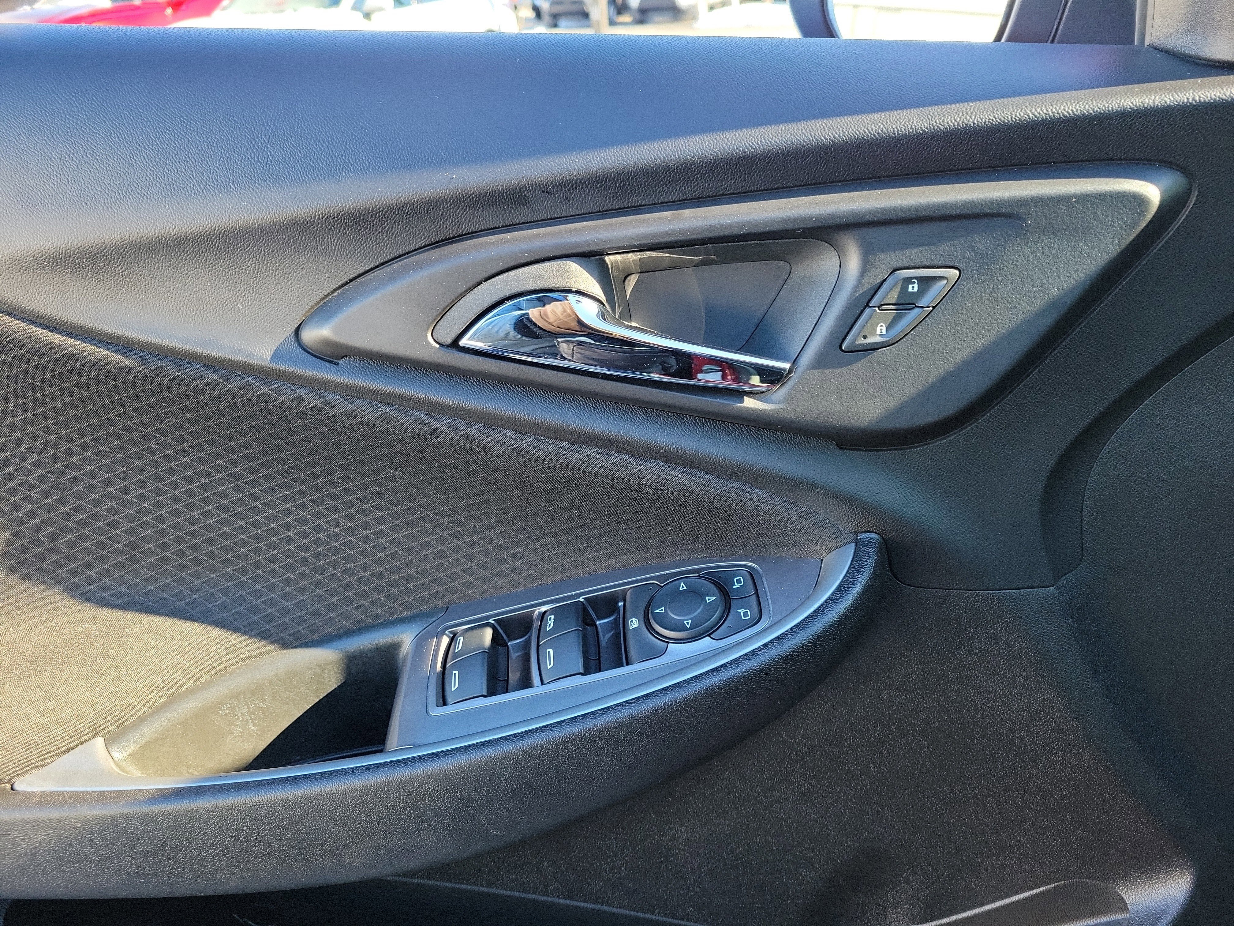 Used 2024 Chevrolet Malibu LT image 17