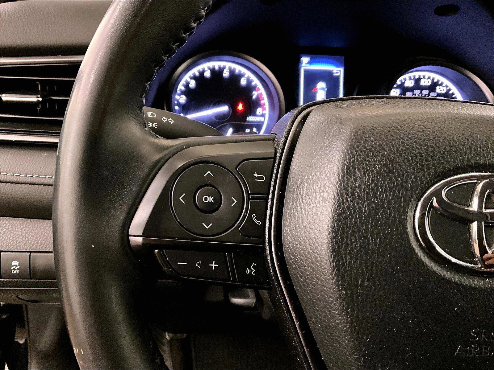 Used 2023 Toyota Camry SE image 17