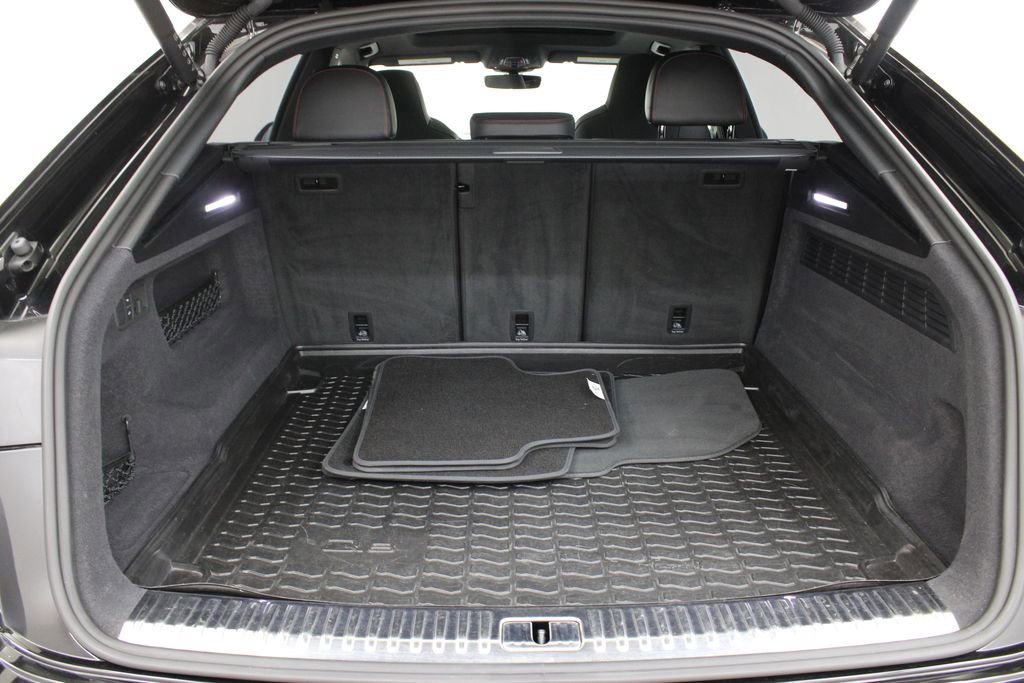 Used 2023 Audi RS Q8 w/ Black Optic Package image 32