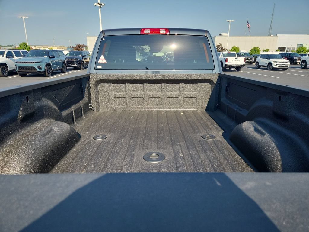 New 2026 RAM 3500 Big Horn AWD/4WD image 22