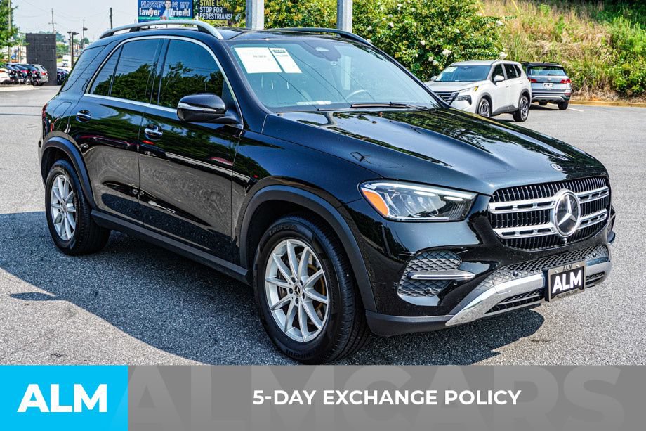 Used 2024 Mercedes-Benz GLE 450e 4MATIC image 3