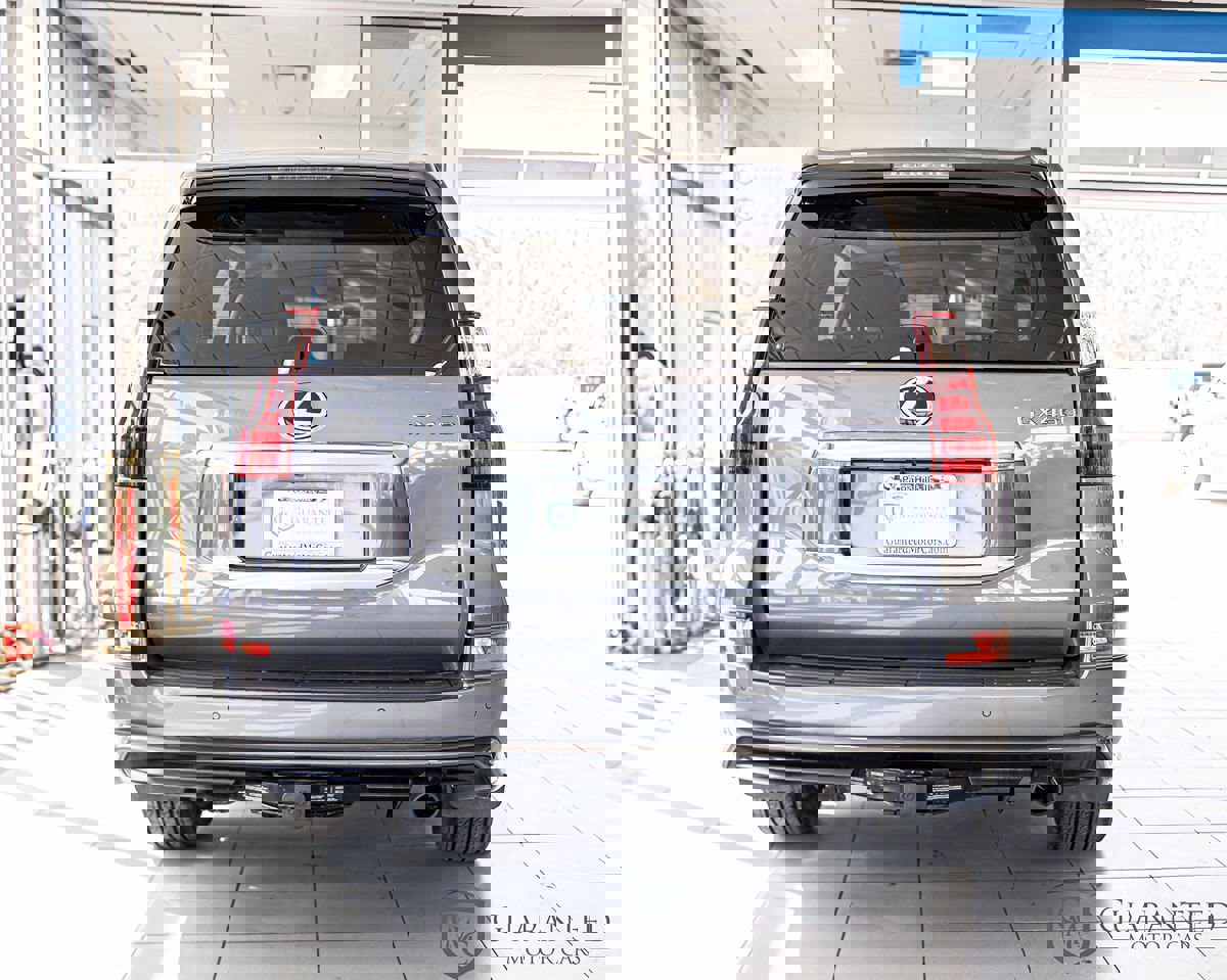 Used 2020 Lexus GX 460 Premium image 13