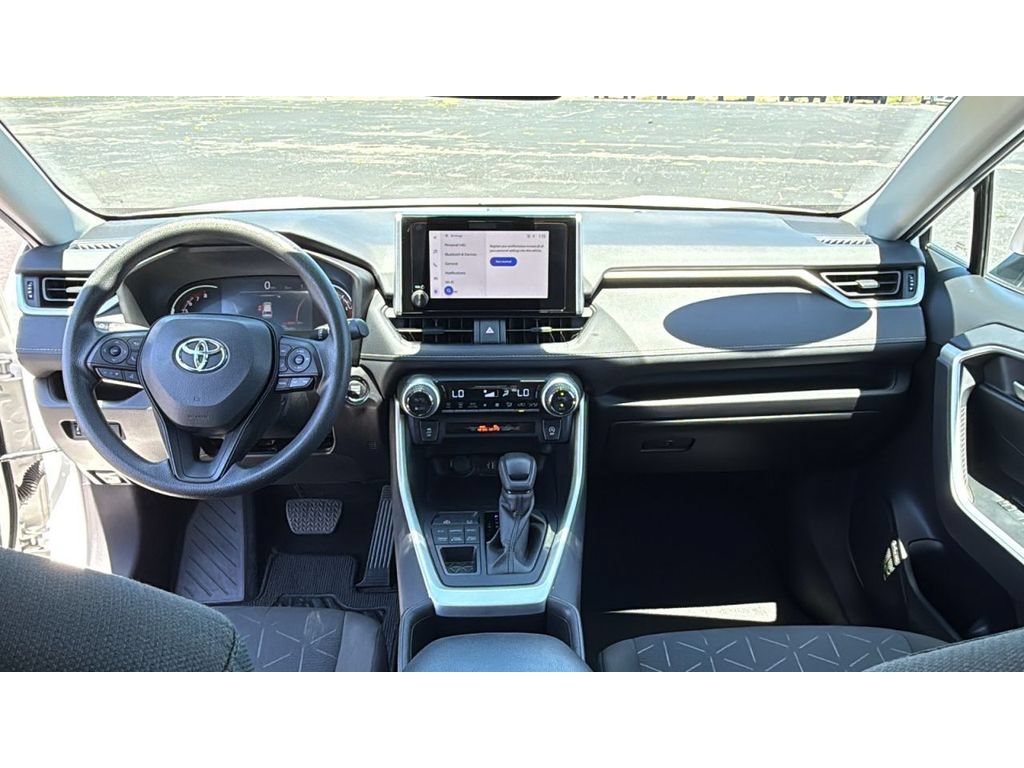 Certified 2024 Toyota RAV4 XLE AWD/4WD image 33